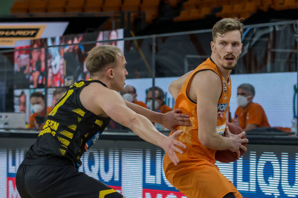 如果训练与 如果训练与