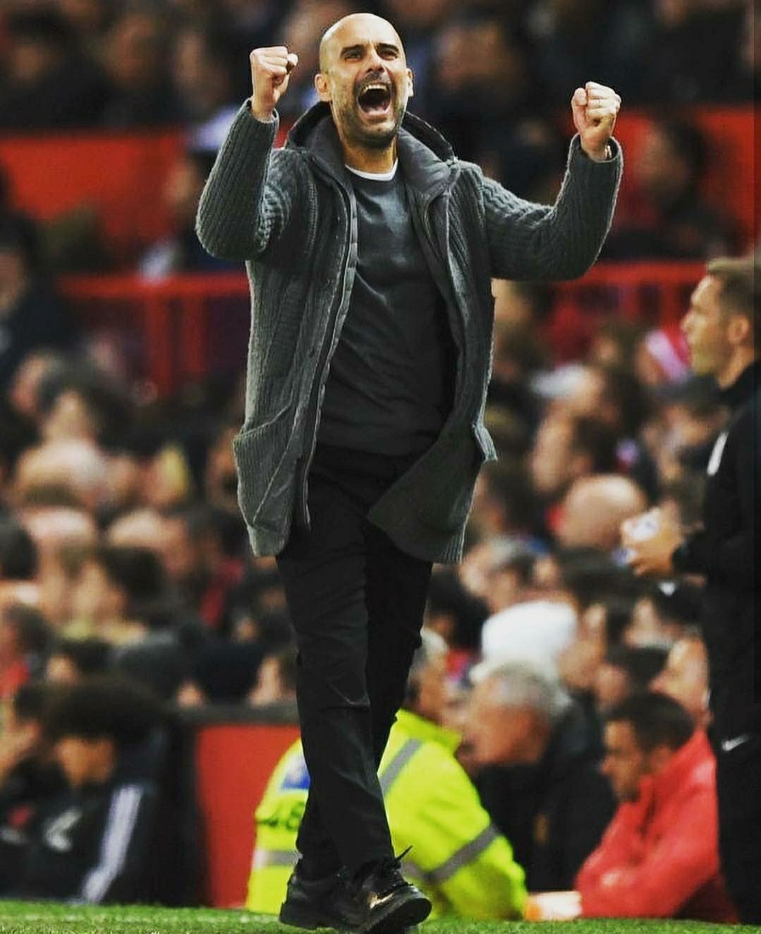 将对手逼入 将对手逼入