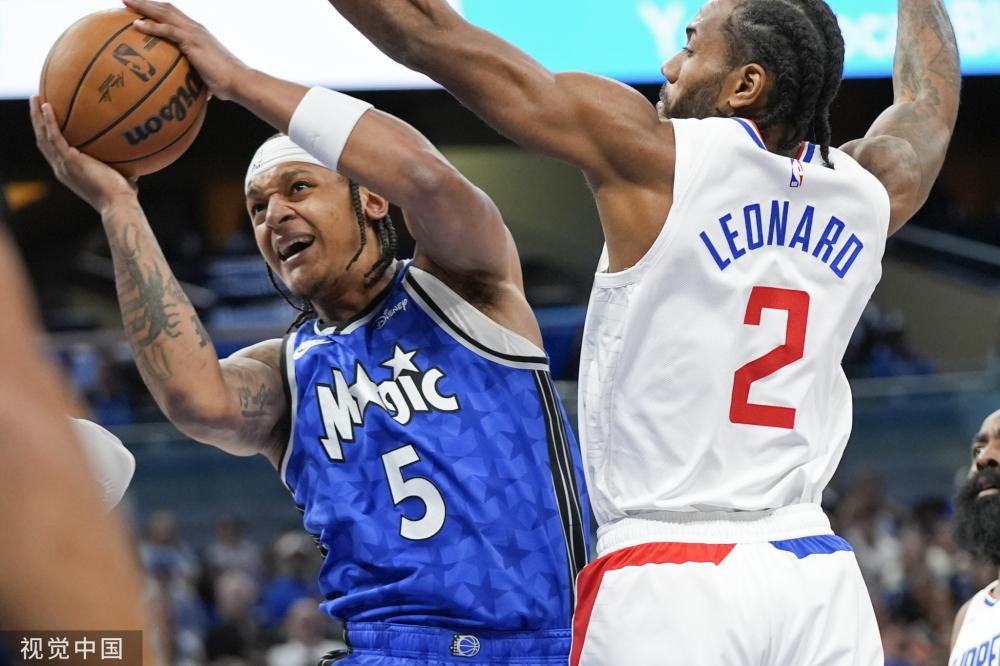 他还上演了 他还上演了